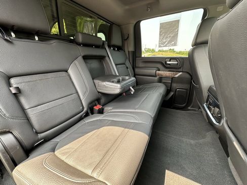 Used 2021 GMC Sierra 2500 Denali w/ Denali Ultimate Package image 23