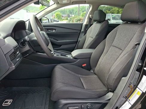 Used 2024 Honda Accord EX image 13