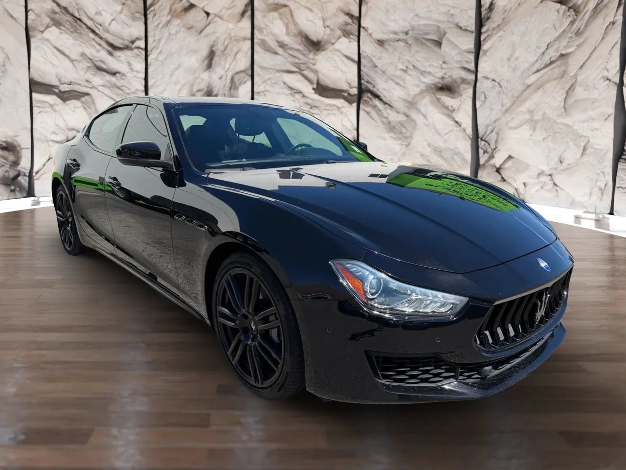 Used 2018 Maserati Ghibli RWD image 4