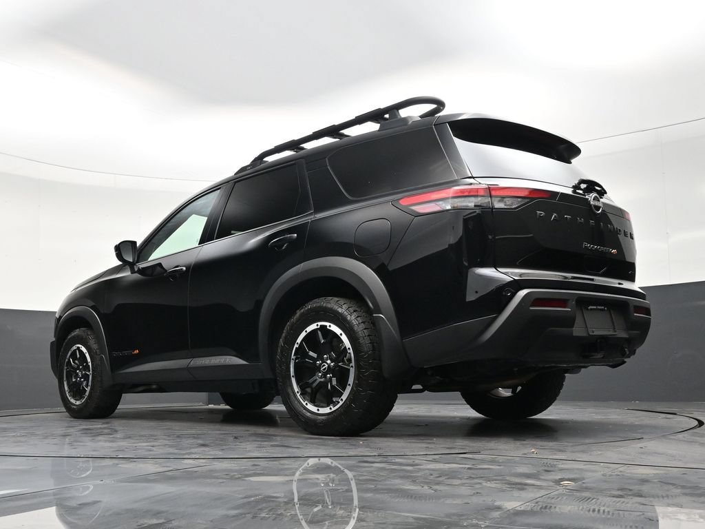 Used 2025 Nissan Pathfinder Rock Creek AWD/4WD image 23