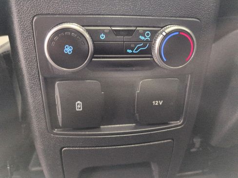 Used 2024 Ford Explorer XLT w/ Equipment Group 202A AWD/4WD image 23