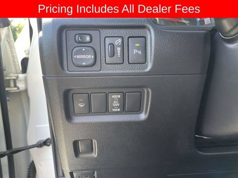 Used 2017 Toyota 4Runner Limited AWD/4WD image 23