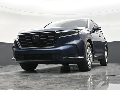 Used 2025 Honda CR-V LX image 26