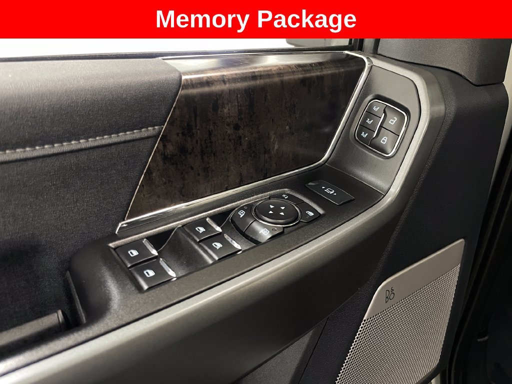 Used 2025 Ford F250 Lariat w/ Lariat Ultimate Package AWD/4WD image 10
