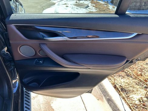 Used 2018 BMW X5 xDrive40e image 30