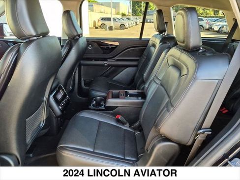 Certified 2024 Lincoln Aviator Reserve w/ Equipment Group 201A RWD image 24