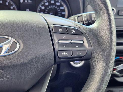 Used 2022 Hyundai Kona SEL AWD/4WD image 19