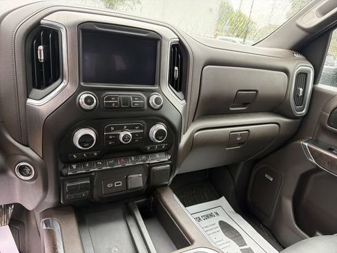 Used 2023 GMC Sierra 2500 Denali AWD/4WD image 17