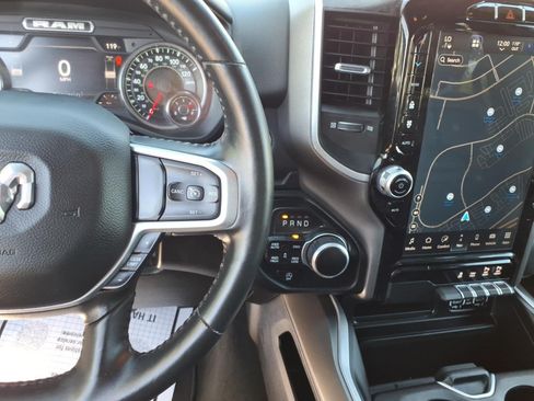 Used 2023 RAM 1500 Big Horn AWD/4WD image 29