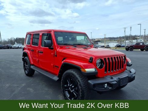 Used 2022 Jeep Wrangler Unlimited Sahara image 8