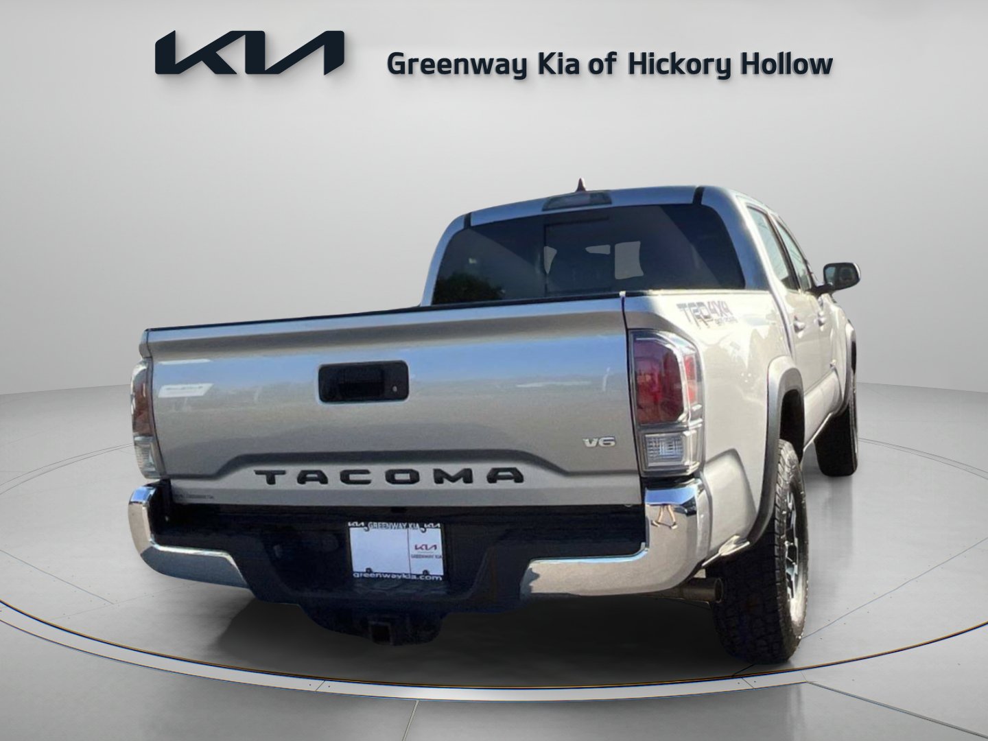 Used 2022 Toyota Tacoma TRD Off-Road AWD/4WD image 6