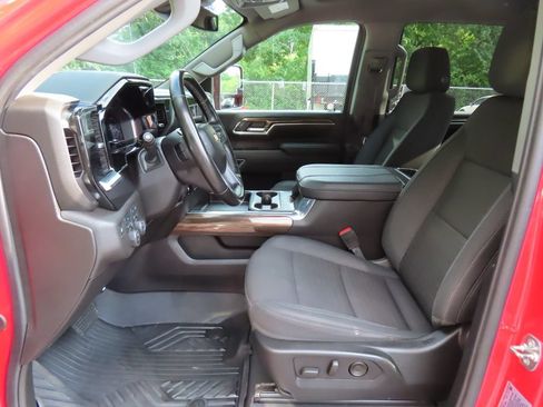 Used 2025 Chevrolet Silverado 2500 LT w/ All Star Edition AWD/4WD image 25
