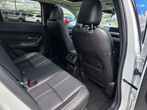 Used 2025 MAZDA CX-50 2.5 Hybrid w/ Premium Plus Pkg AWD/4WD image 13
