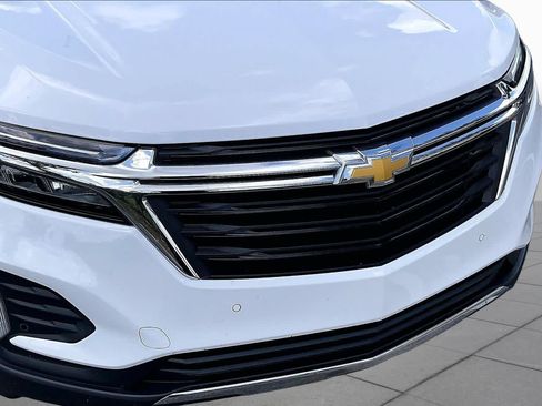 Used 2024 Chevrolet Equinox LT FWD image 29