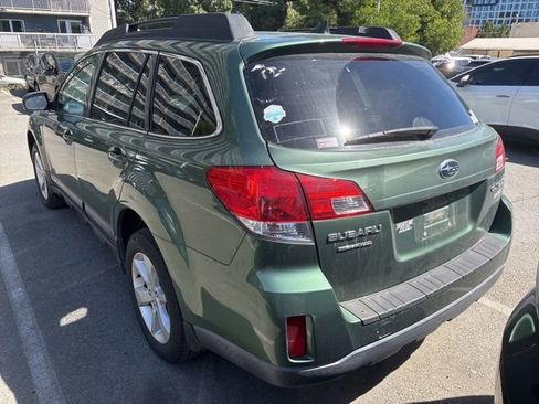 Used 2014 Subaru Outback 2.5i Premium AWD/4WD image 4
