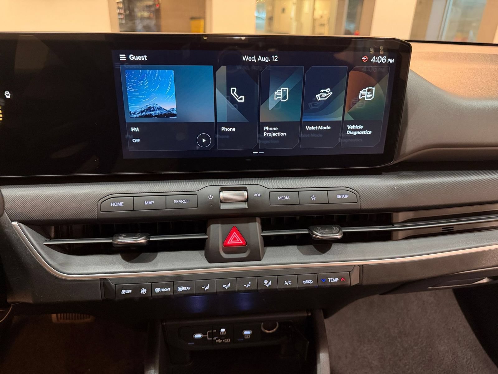 Used 2025 Kia K4 FWD image 16