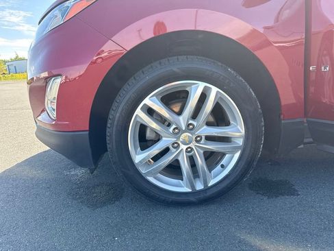 Used 2018 Chevrolet Equinox Premier AWD/4WD image 41
