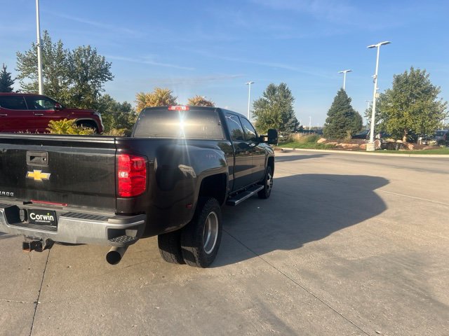 Used 2018 Chevrolet Silverado 3500 W/T w/ WT Convenience Package AWD/4WD image 6