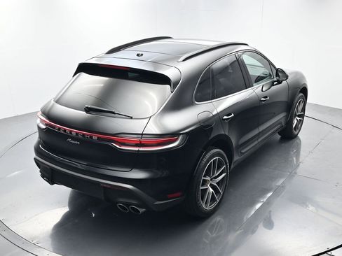 Certified 2024 Porsche Macan AWD/4WD image 40