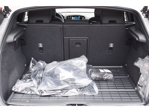 Certified 2024 Volvo C40 P8 Recharge Plus w/ Climate Package image 21