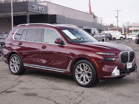 Used 2024 BMW X7 xDrive40i w/ Premium Package image 88