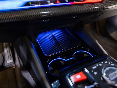 Used 2025 BMW M5 w/ Executive Package image 44