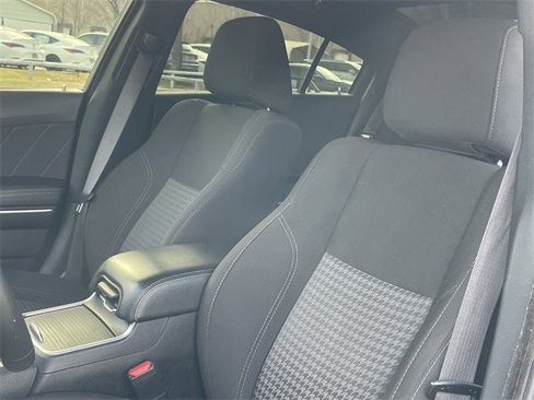 Used 2023 Dodge Charger SXT image 23