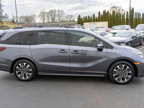 New 2026 Honda Odyssey EX-L image 5