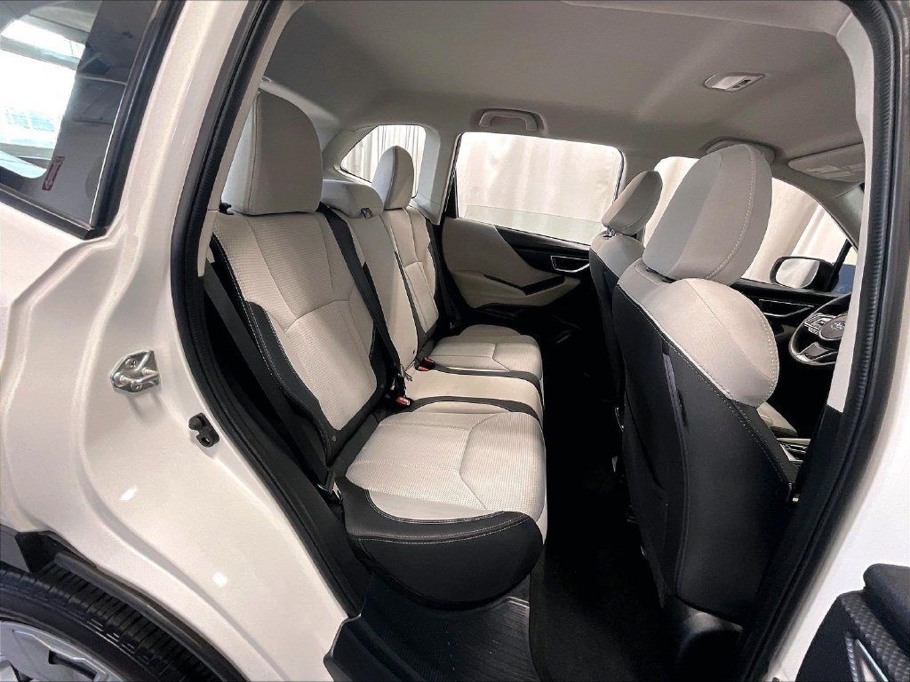 Used 2023 Subaru Forester AWD/4WD image 16