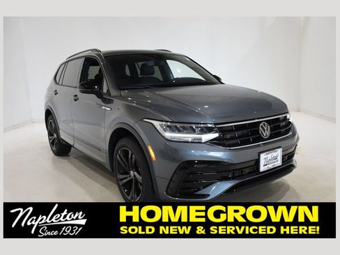 Used 2024 Volkswagen Tiguan SE R-Line image 1