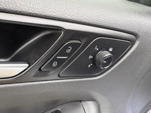 Used 2017 Volkswagen Jetta S image 7