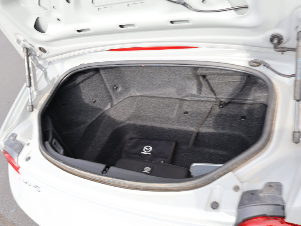 Used 2025 MAZDA MX-5 Miata Club w/ Brembo/BBS Recaro Package RWD image 16