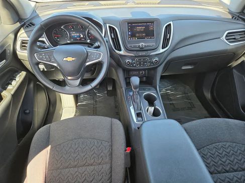 Used 2024 Chevrolet Equinox LT image 9