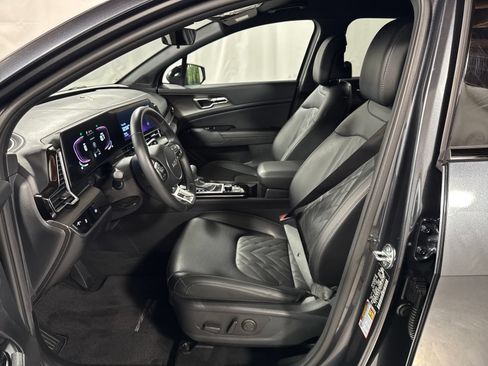 Certified 2025 Kia Sportage X-Line AWD/4WD image 3