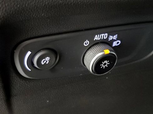 Used 2022 Buick Envision Preferred image 28