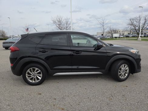 Used 2017 Hyundai Tucson SE image 16