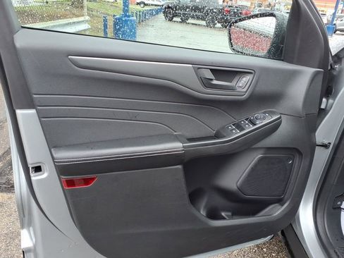 Used 2023 Ford Escape Active image 13