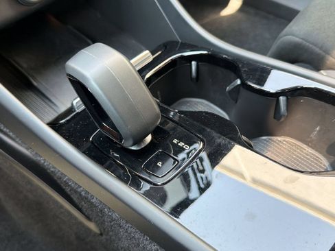 Used 2023 Volvo C40 P8 Recharge Plus AWD/4WD image 16