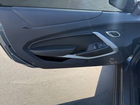 Used 2022 Chevrolet Camaro LT w/ Technology Package RWD image 13