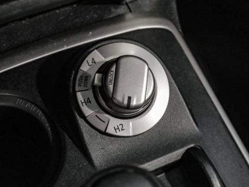 Used 2021 Toyota 4Runner SR5 Premium AWD/4WD image 38