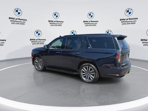 Used 2023 Cadillac Escalade Sport Platinum AWD/4WD image 6