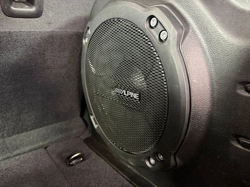Used 2023 Jeep Wrangler Unlimited Rubicon AWD/4WD image 30