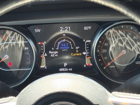 Used 2021 Jeep Gladiator Overland AWD/4WD image 14