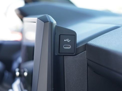 Certified 2025 Toyota 4Runner TRD Off-Road image 27