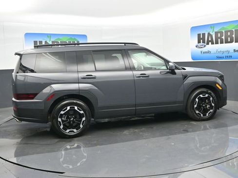 Used 2025 Hyundai Santa Fe SEL FWD image 6