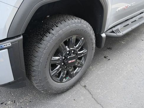 Used 2025 GMC Sierra 3500 AT4 w/ Technology Package image 13