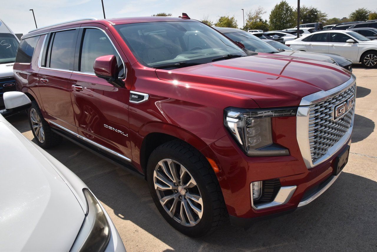 Used 2021 GMC Yukon XL Denali w/ Denali Premium Package RWD image 5