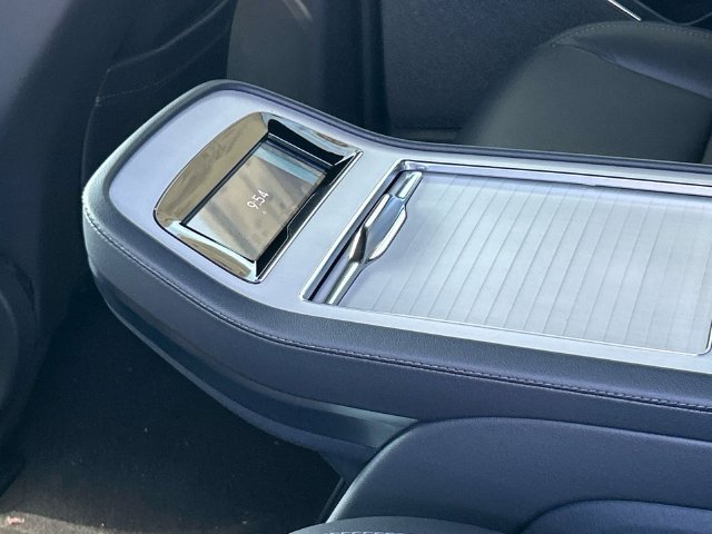New 2027 Lincoln Navigator L Reserve w/ Jet Appearance Package AWD/4WD image 19