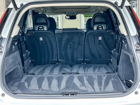 Used 2025 Volvo XC90 B6 Plus AWD/4WD image 25