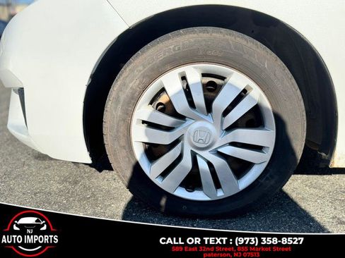 Used 2015 Honda Fit LX image 30